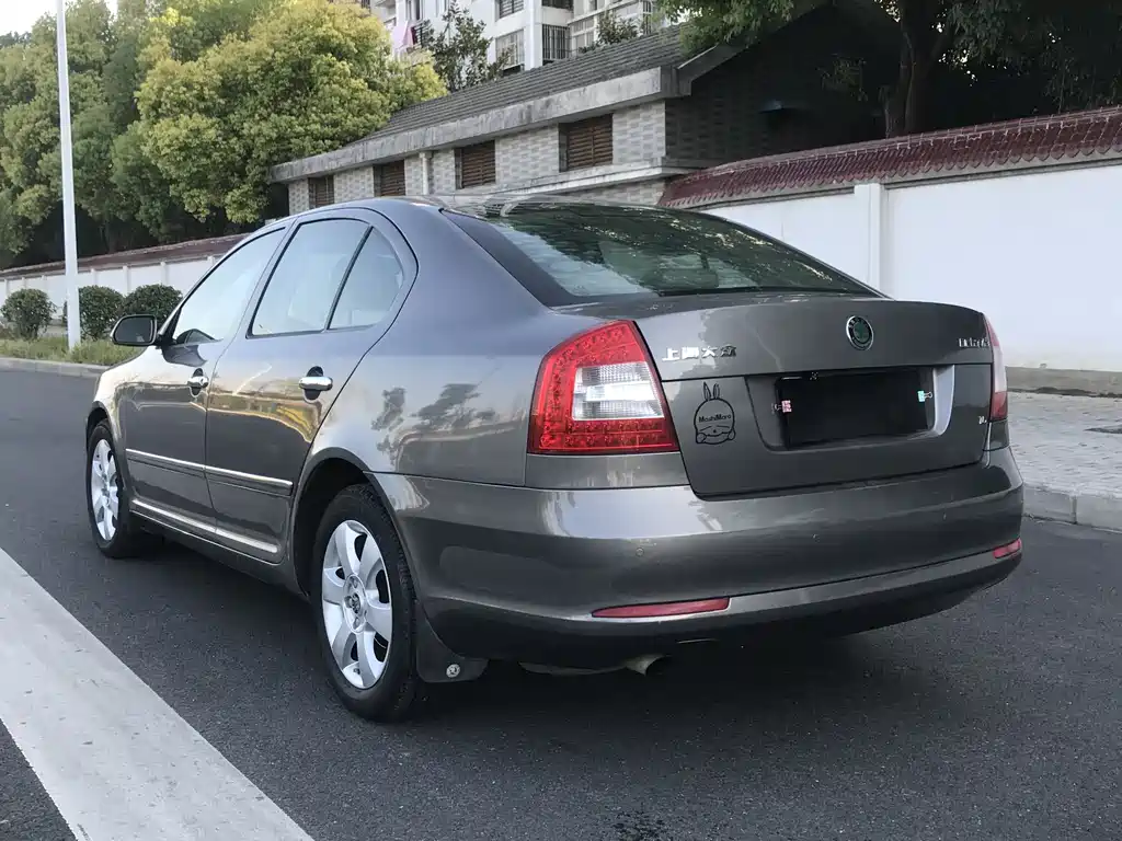Skoda Octavia 2011 — фото 14