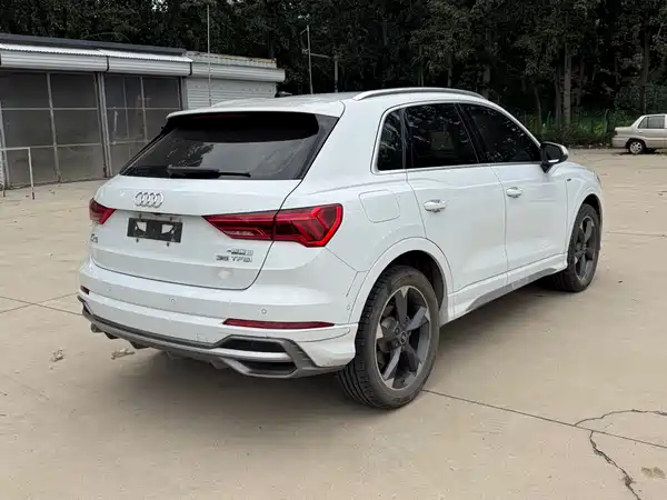 Audi Q3 2022