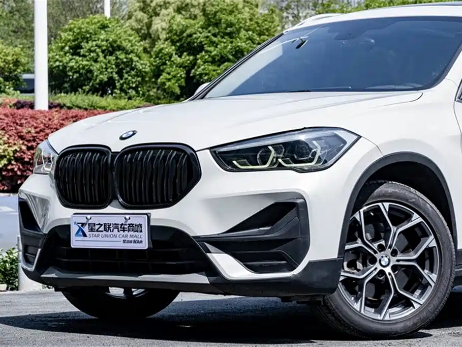 BMW X1 2021 — фото 2
