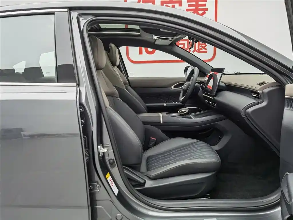 Changan Escape 2025 — фото 23