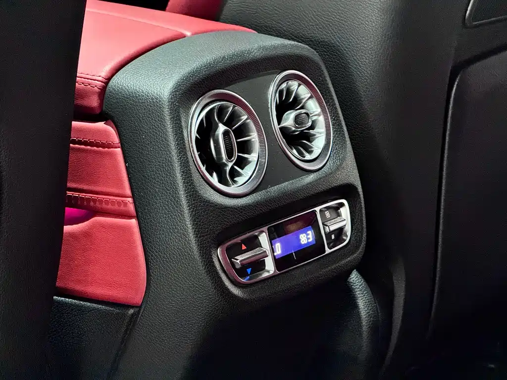 Mercedes-Benz G-Class AMG 2023 — фото 38