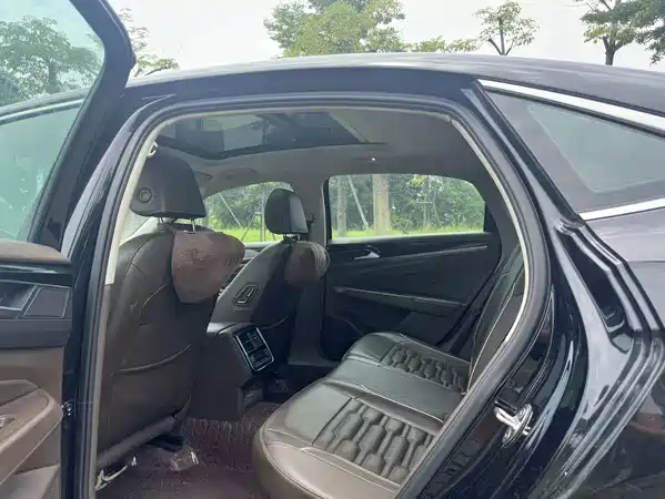 Volkswagen Passat 2020