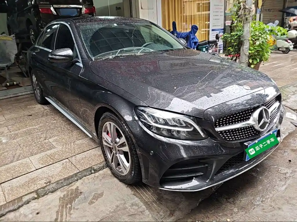 Mercedes-Benz C-Class 2021