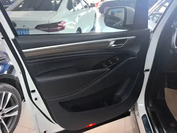 GAC Trumpchi M8 2022