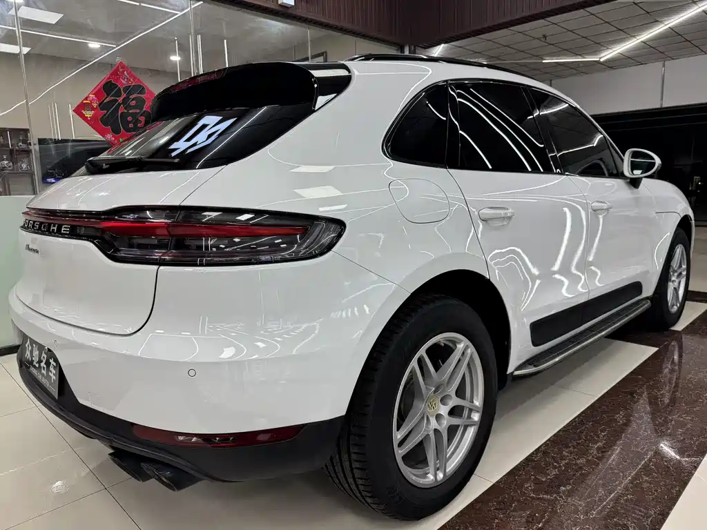 Porsche Macan 2020 — фото 9