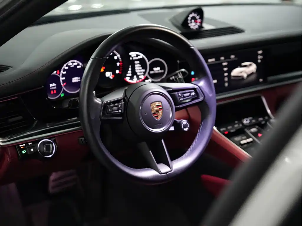 Porsche Panamera 2023 — фото 6