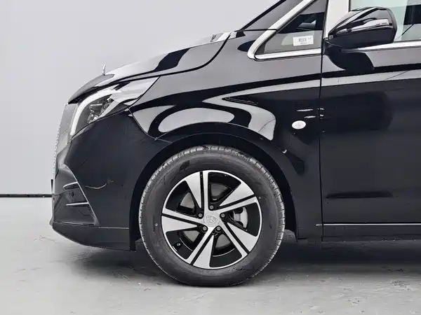 Mercedes-Benz Vito 2024