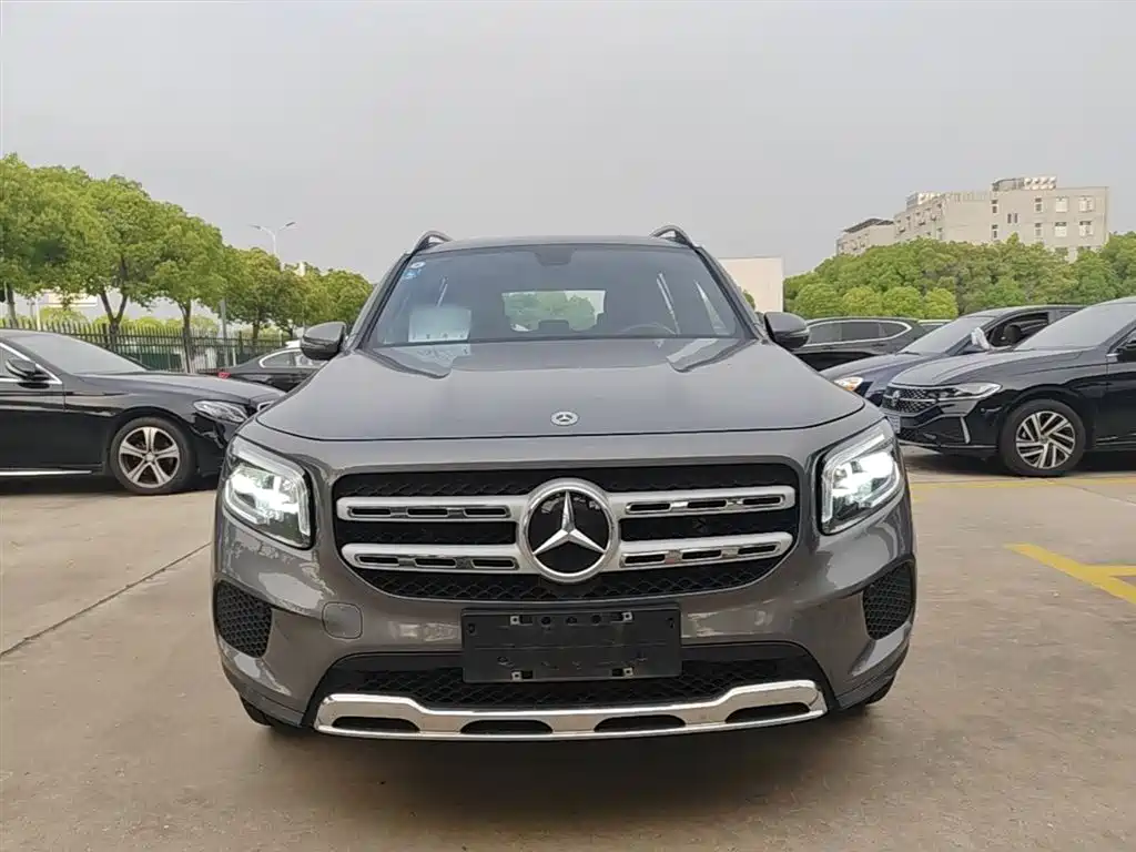 Mercedes-Benz GLB 2023 — фото 3