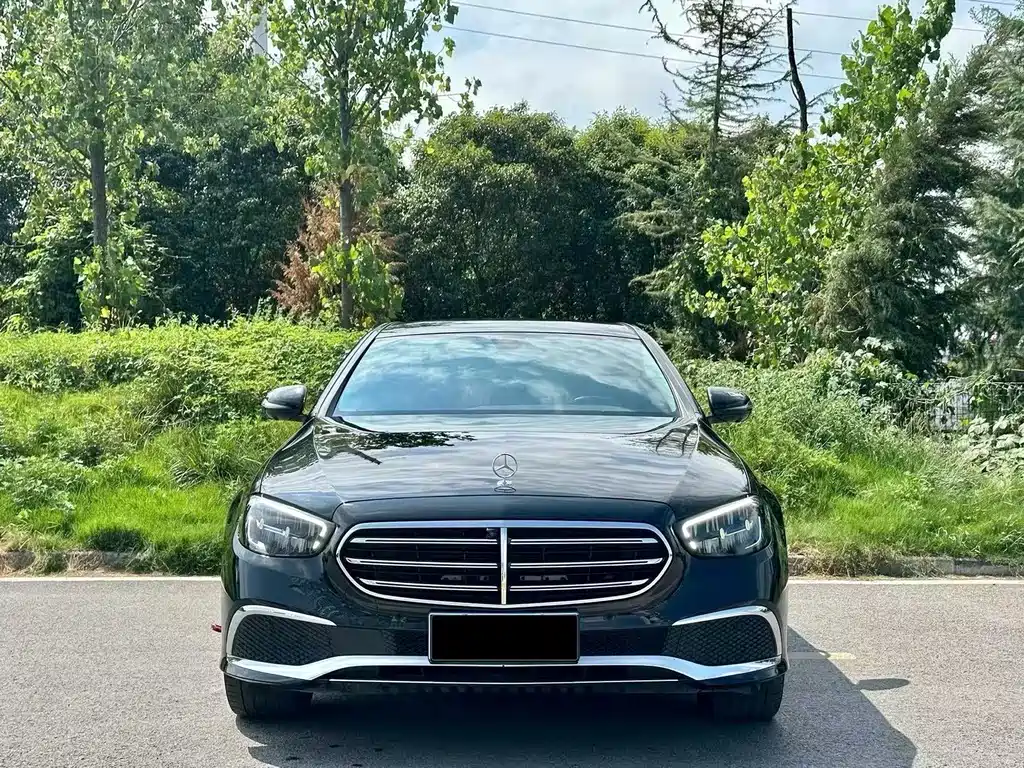 Mercedes-Benz E-Class 2021