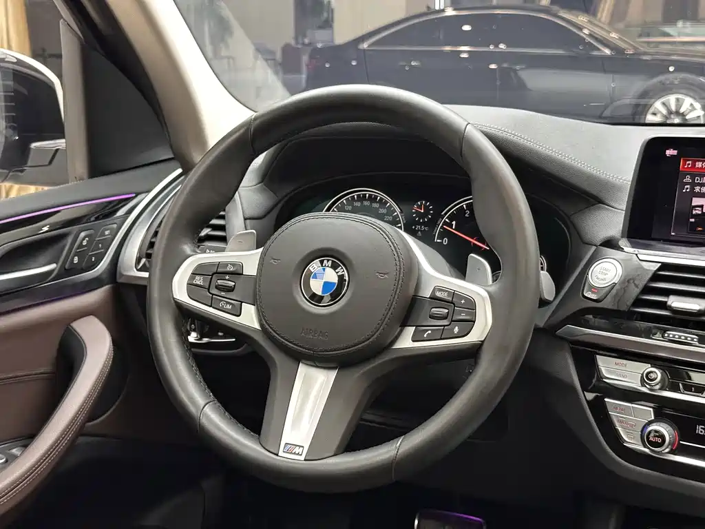 BMW X3 2019 — фото 16
