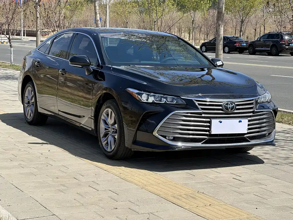 Toyota Avalon 2020 — фото 3