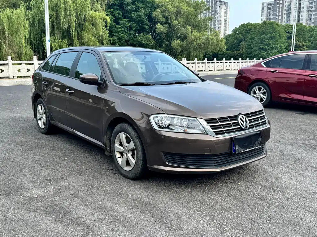 Volkswagen Gran Lavida 2014