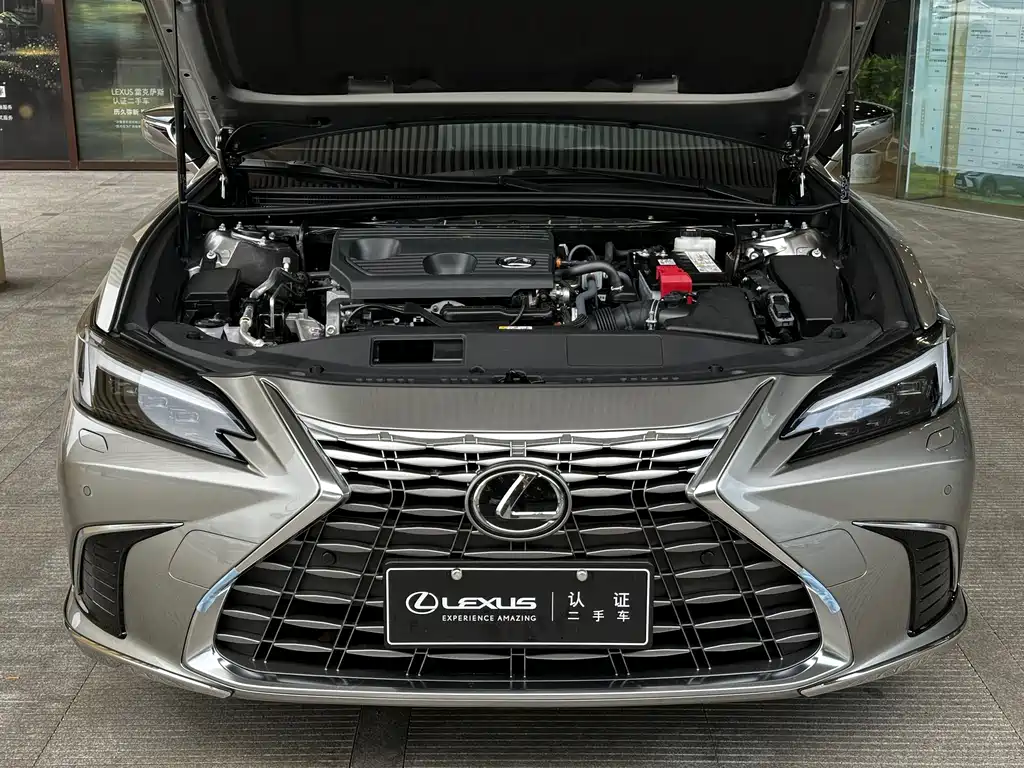 Lexus ES 2025 — фото 12