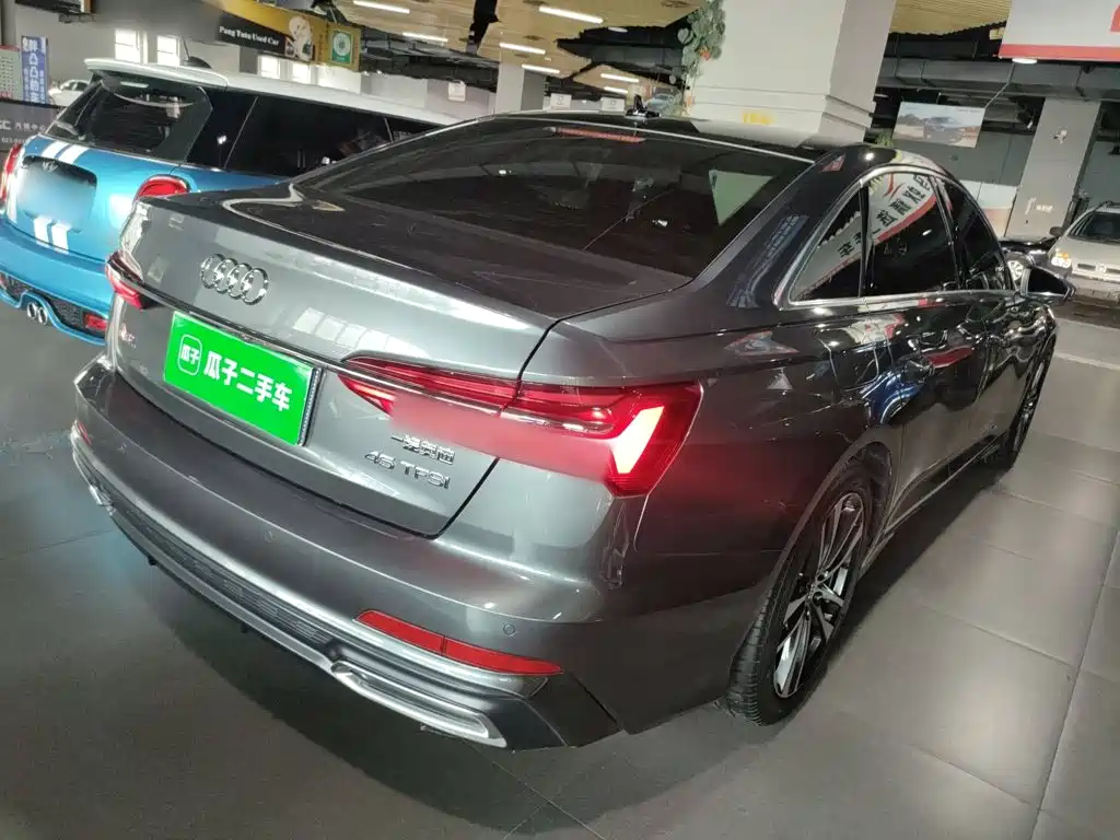 Audi A6L 2021