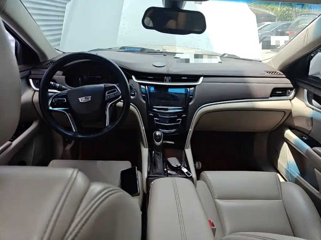 Cadillac XTS 2017 — фото 10