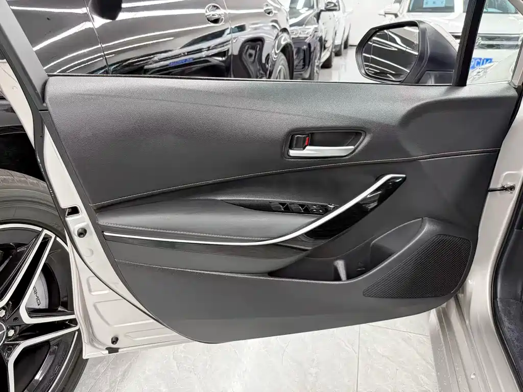 Toyota Levin 2022 — фото 10