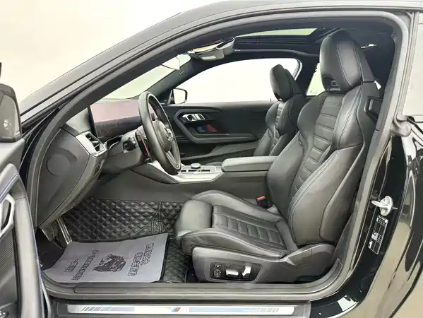 BMW M240i 2022