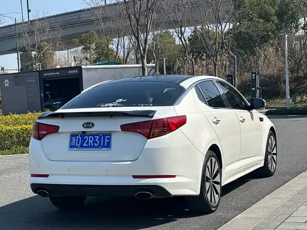 Kia K5 2012