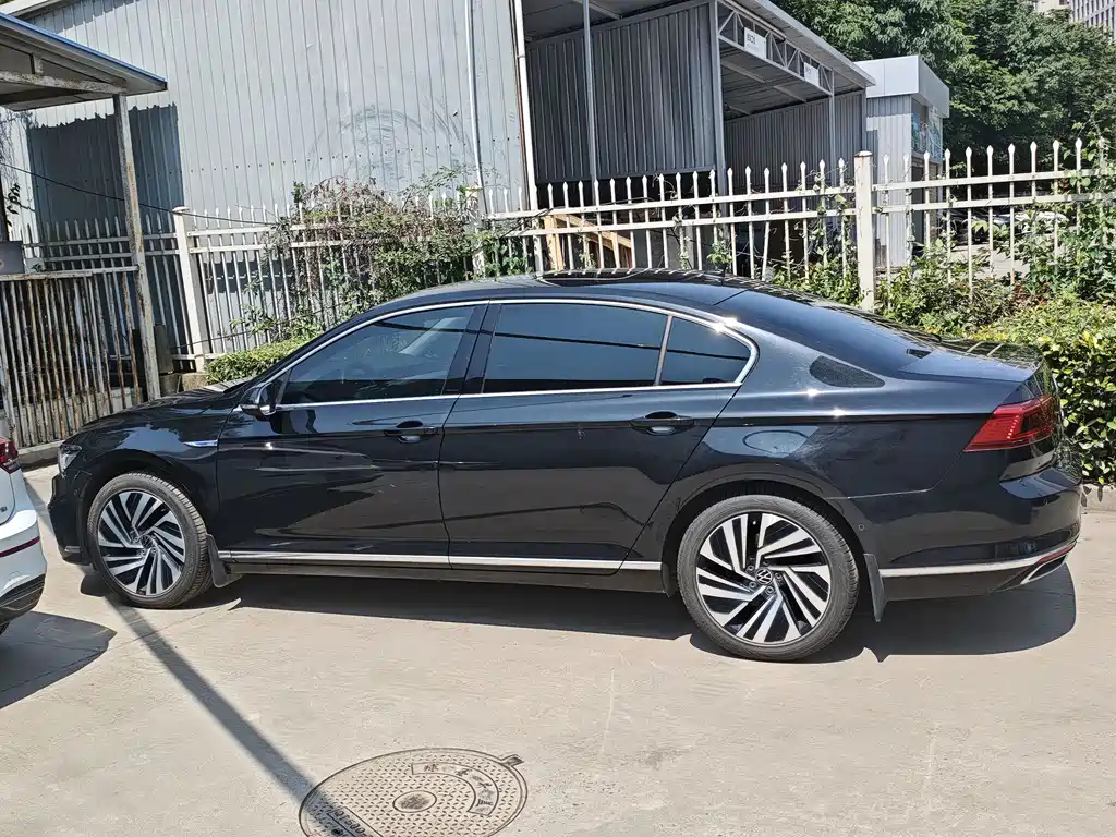 Volkswagen Magotan PHEV 2024