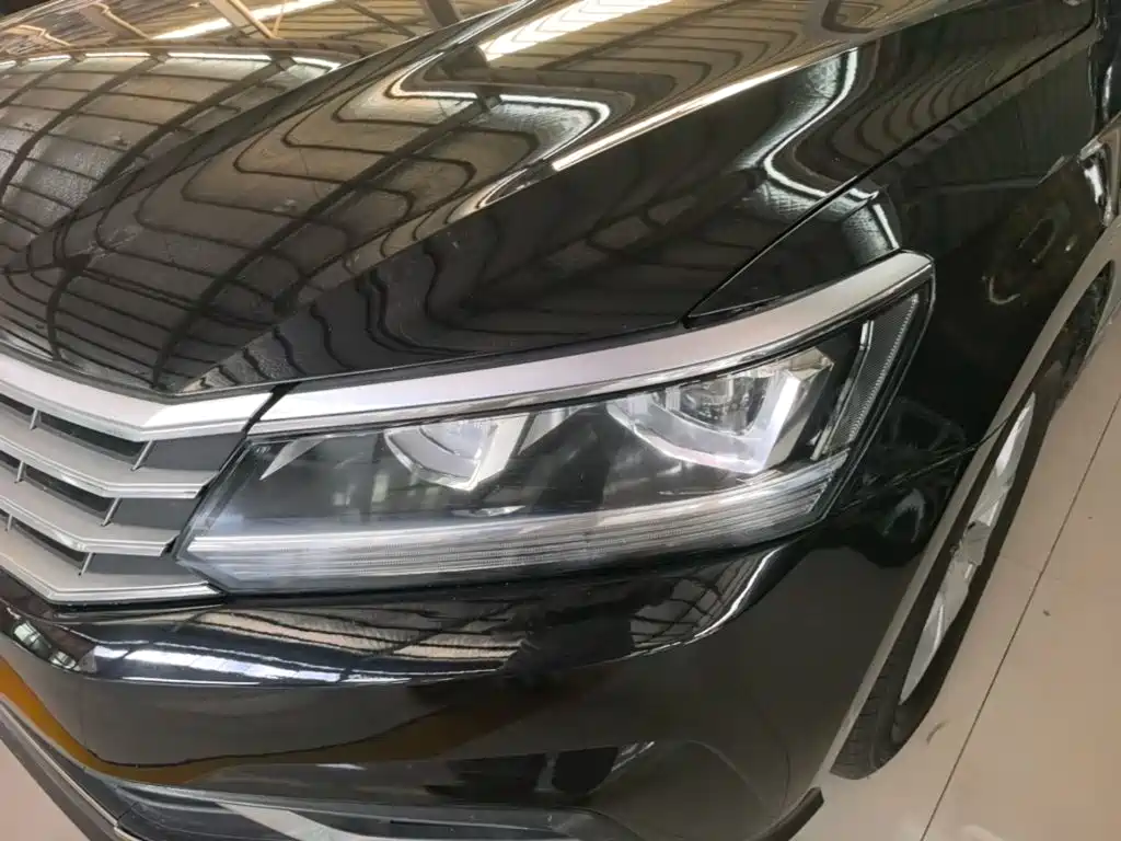 Volkswagen Passat 2019 — фото 24