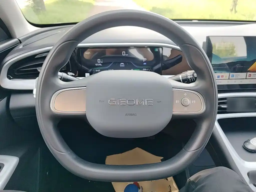 Geely Galaxy Starwish 2026 — фото 11