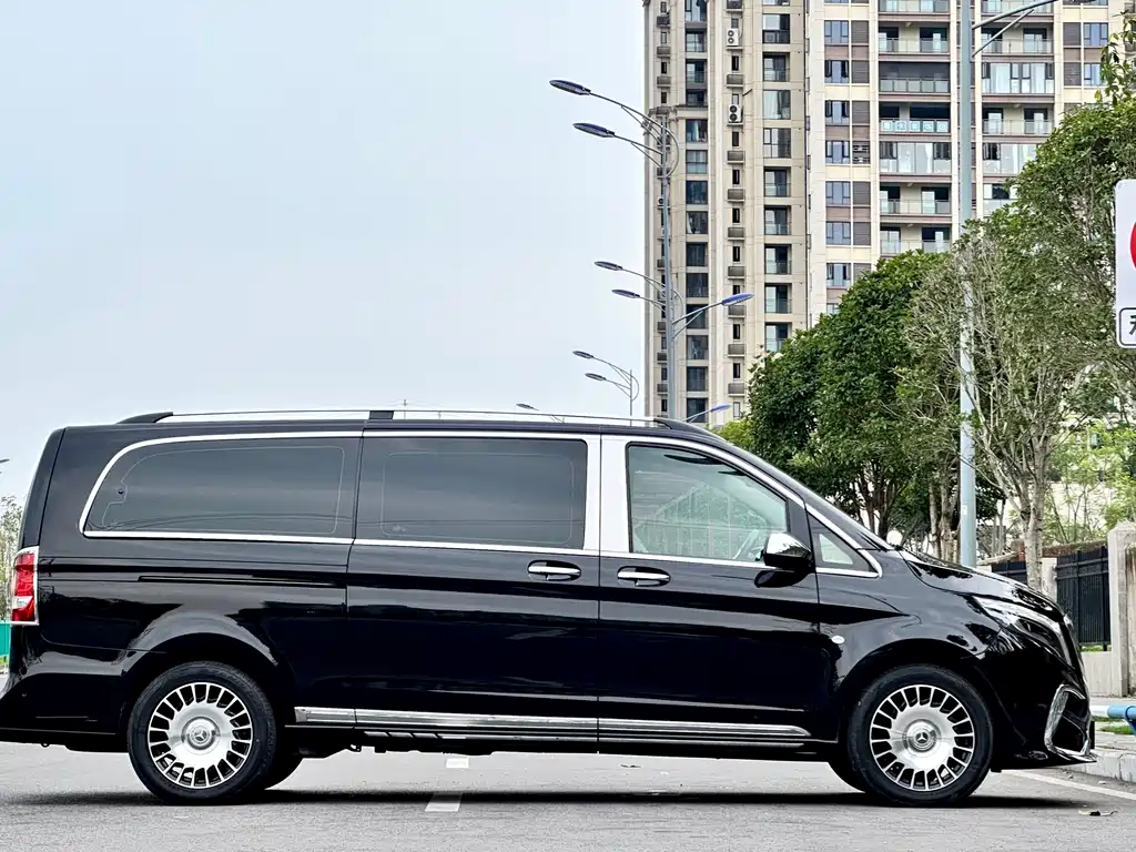Mercedes-Benz Vito 2022 — фото 10