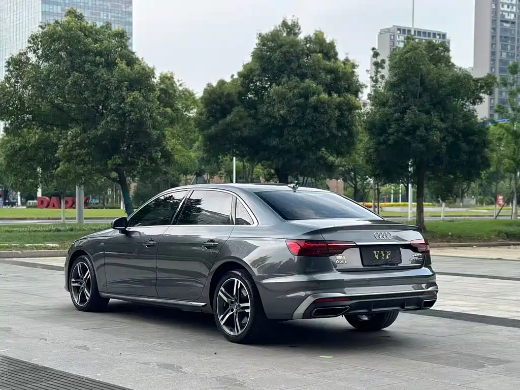 Audi A4L 2021 — фото 9