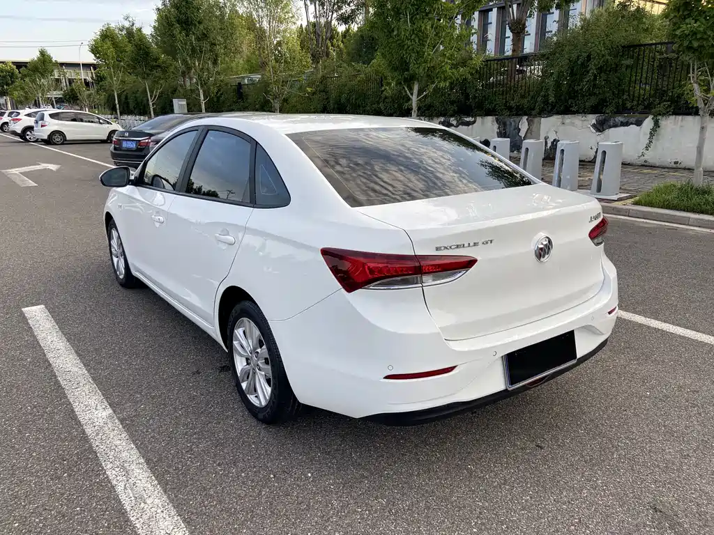 Buick Excelle 2022