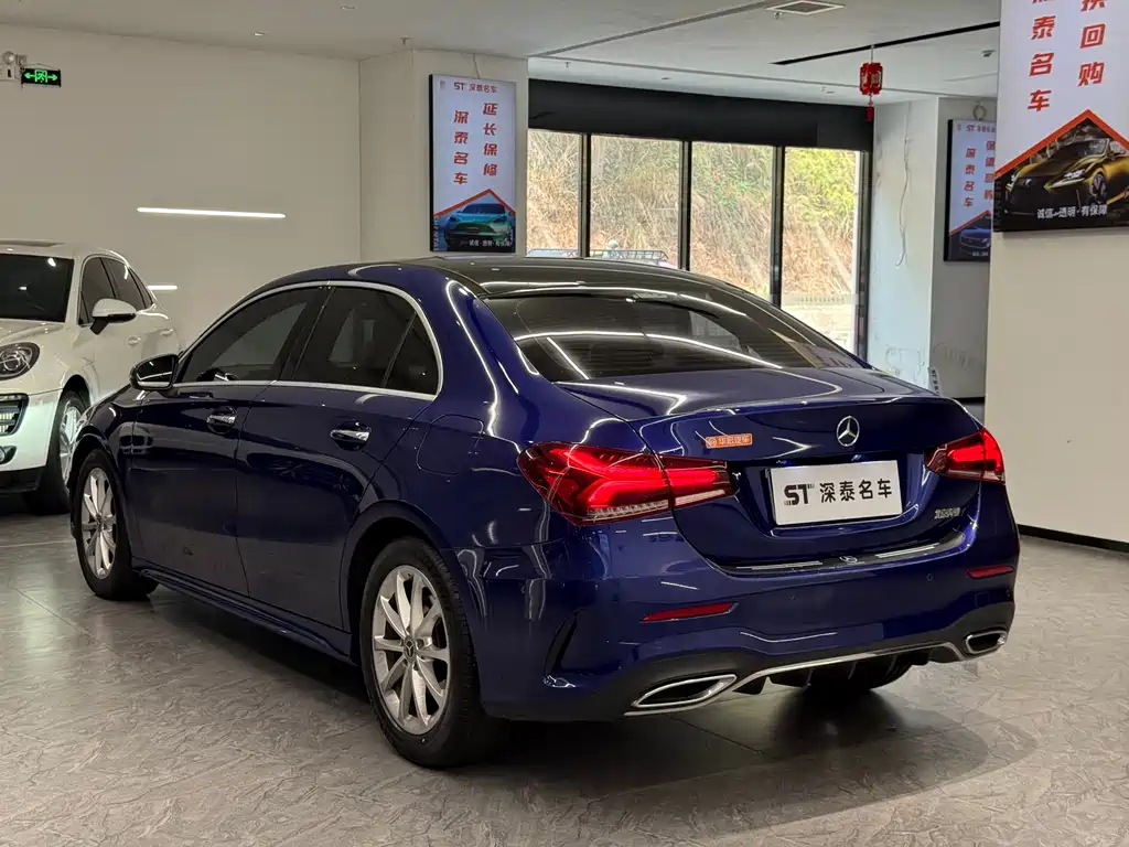 Mercedes-Benz A-Class 2021 — фото 14