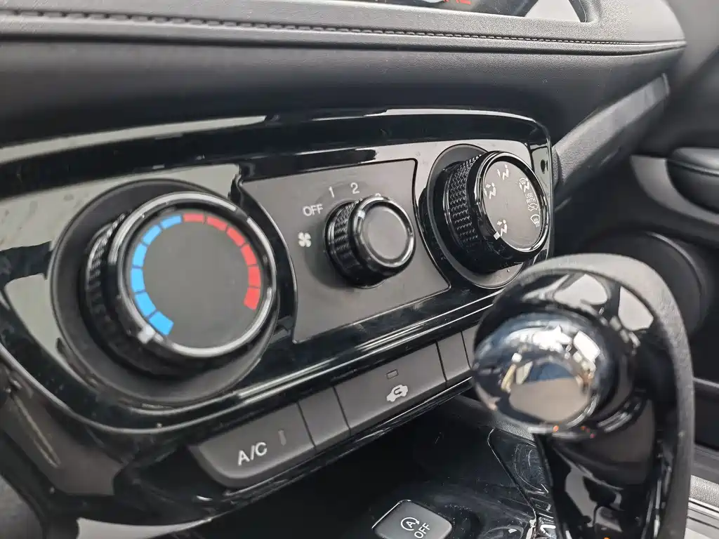 Honda Vezel 2020 — фото 16