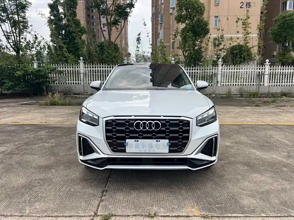 Audi Q2L 2022