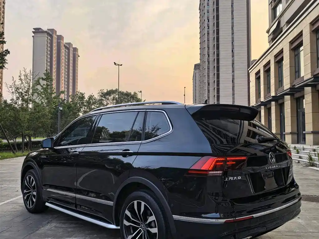 Volkswagen Tiguan L 2021