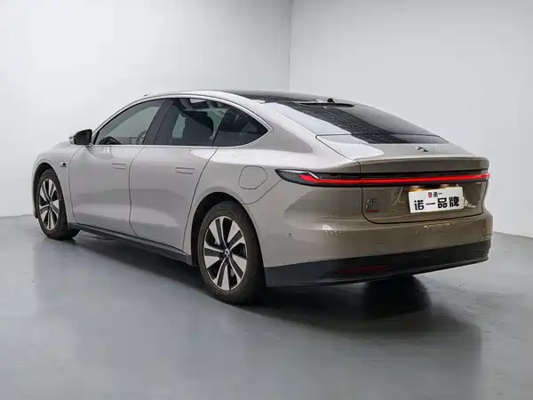 NIO ET7 2022