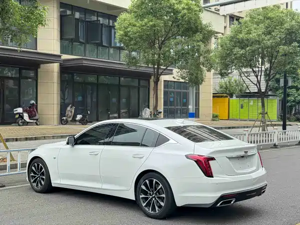 Cadillac CT5 2022