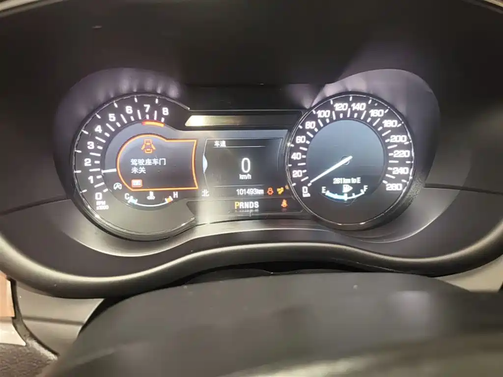 Lincoln MKC 2018 — фото 12