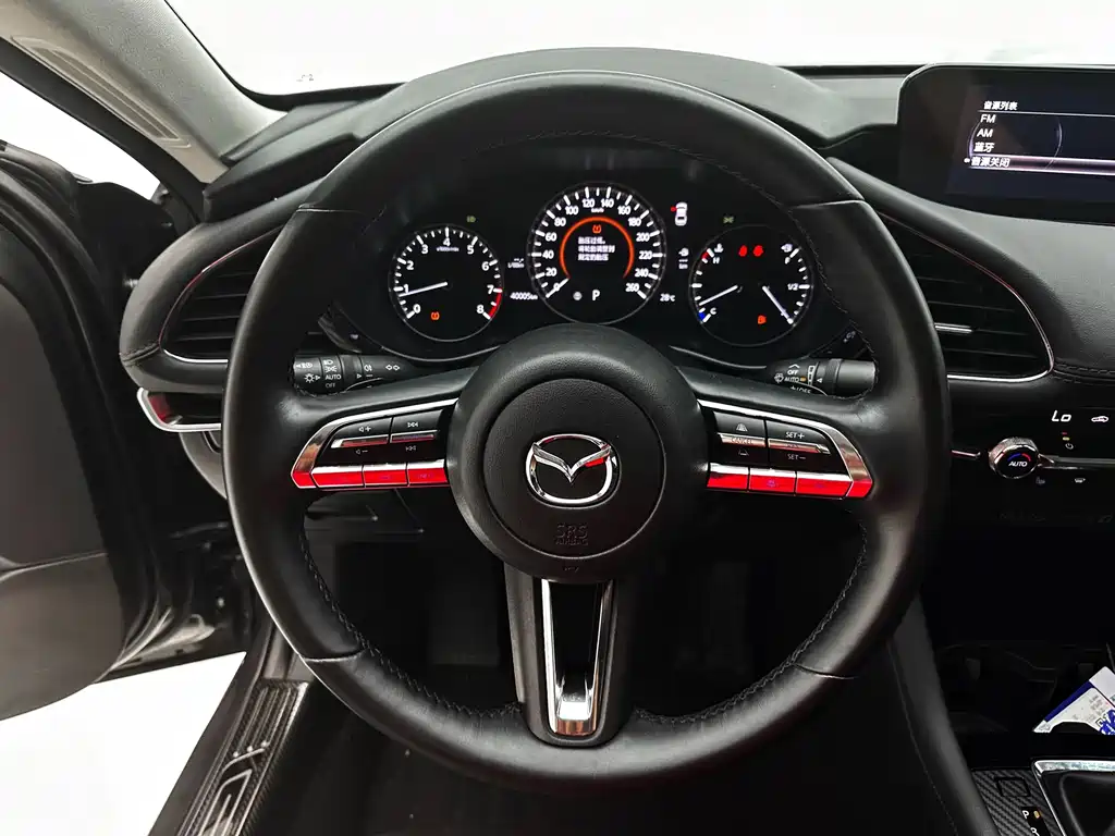 Mazda 3 Axela 2022 — фото 12
