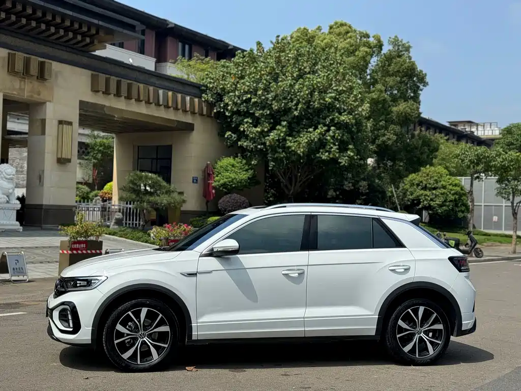 Volkswagen T-Roc 2025 — фото 12