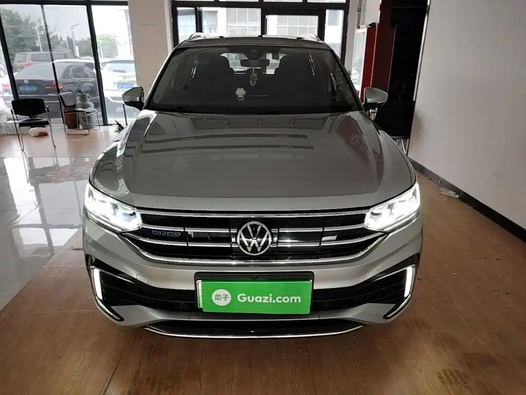 Volkswagen Tiguan L PHEV 2021
