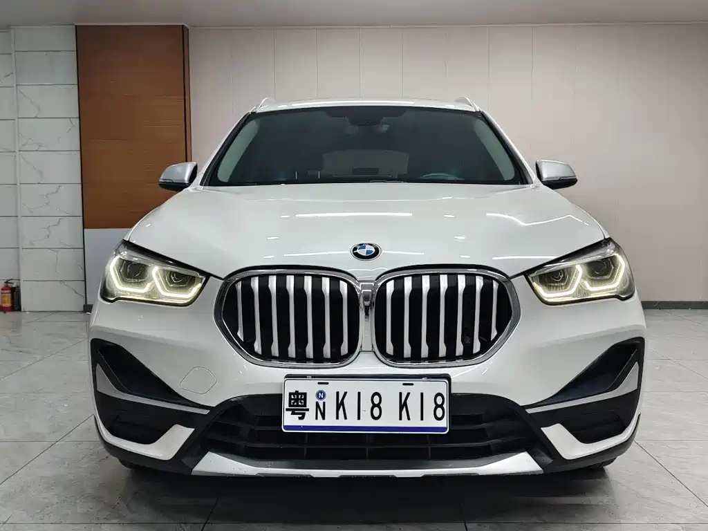 BMW X1 2022 — фото 2