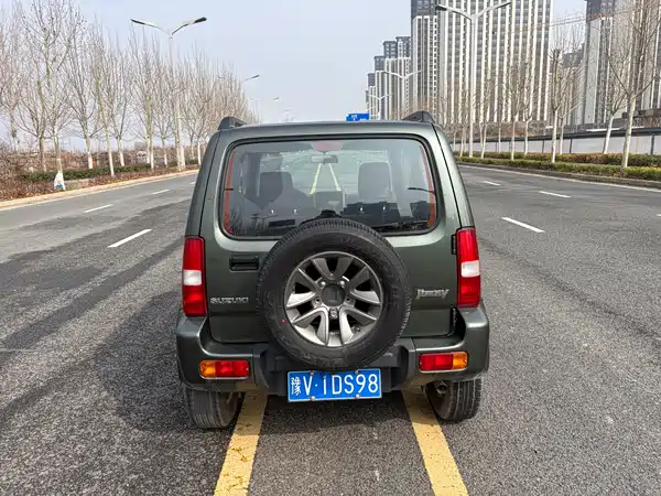 Suzuki Jimny 2015