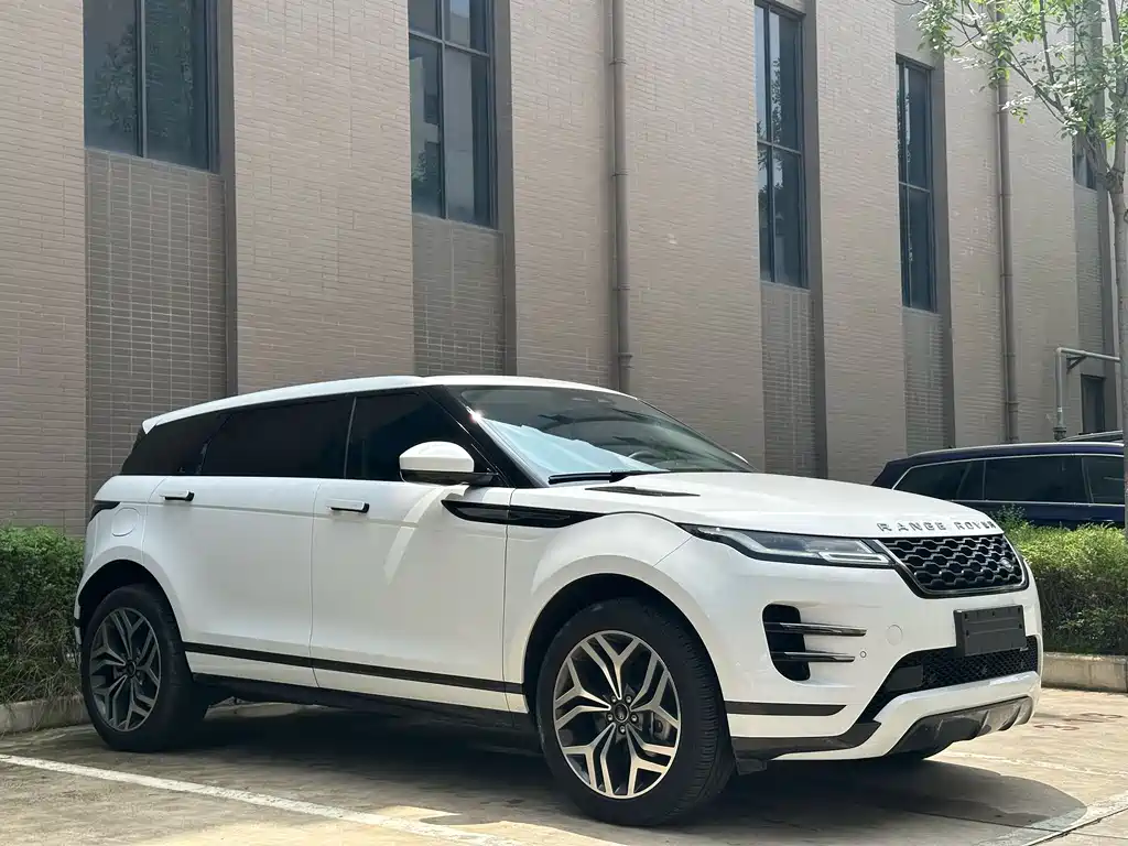 Land Rover Evoque PHEV 2023 — фото 3