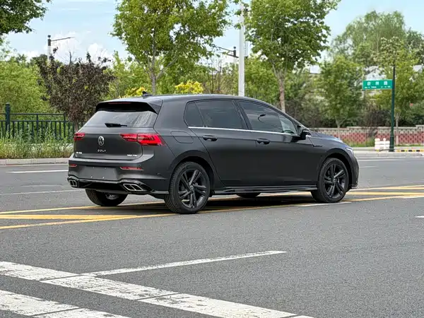 Volkswagen Golf 2022