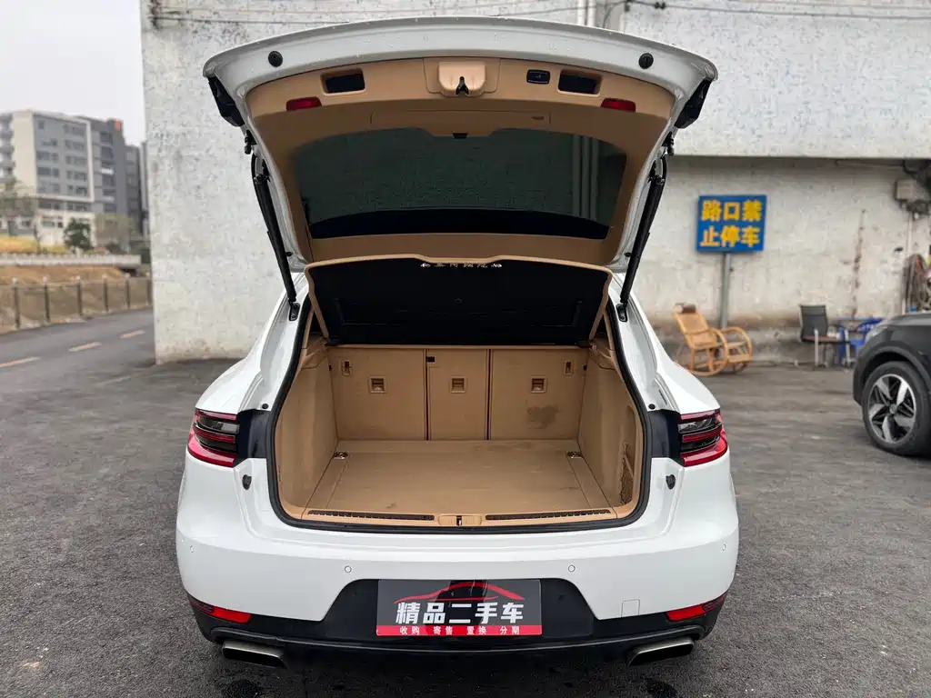 Porsche Macan 2015 — фото 17