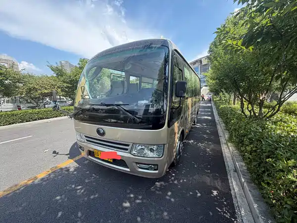 Yutong T7 2017