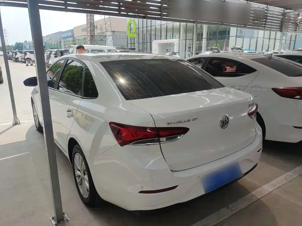 Buick Excelle 2020 — фото 23