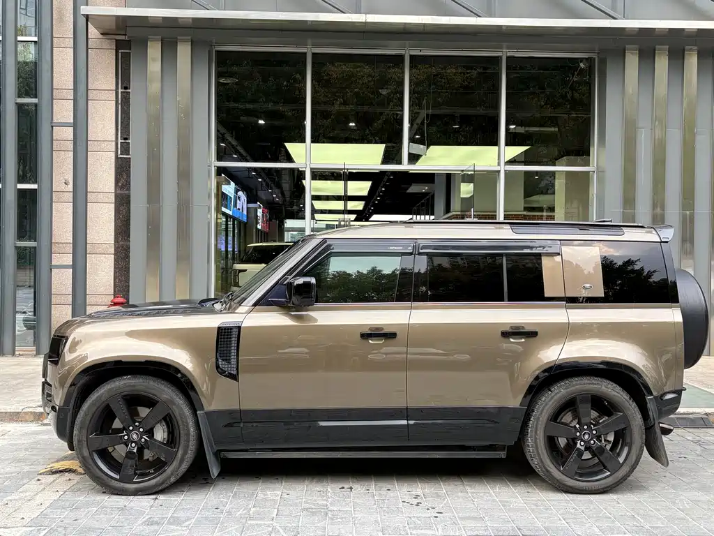 Land Rover Defender 2020 — фото 3