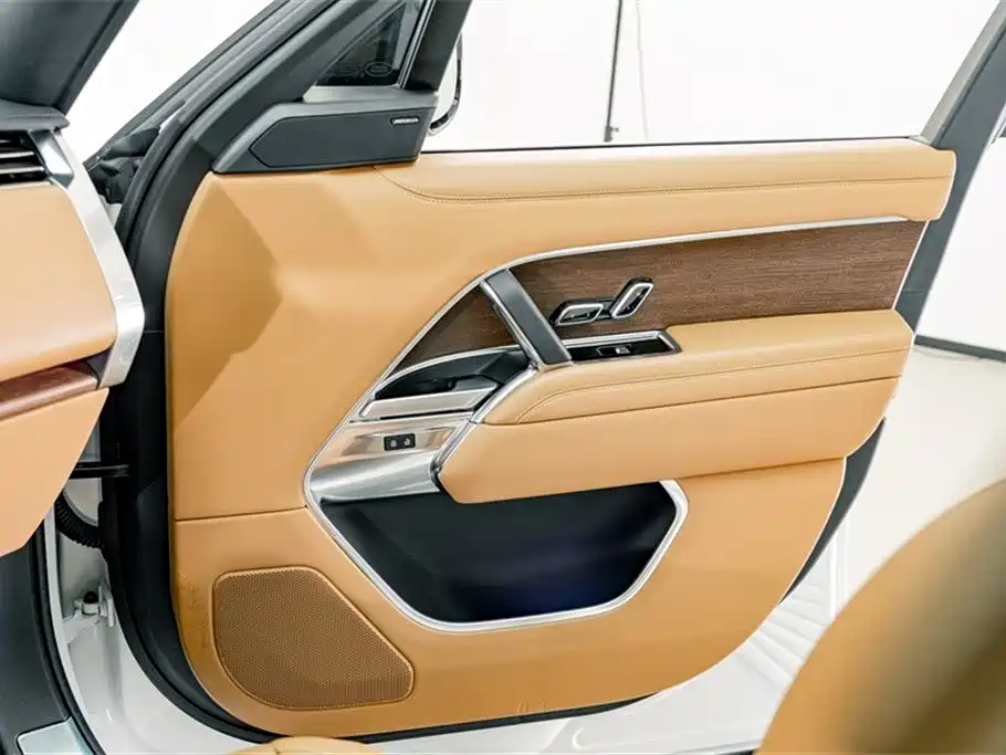 Land Rover Range Rover 2024 — фото 16