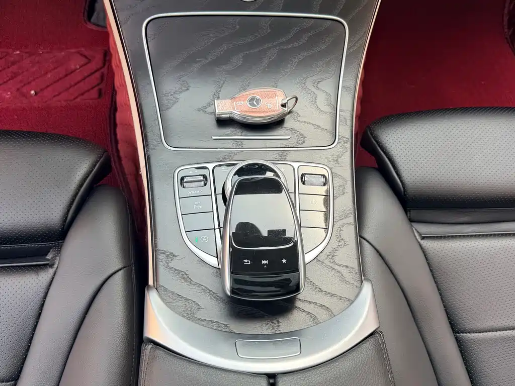 Mercedes-Benz C-Class 2017 — фото 17