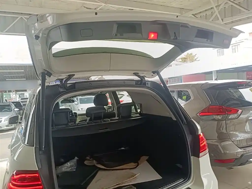 Mercedes-Benz GLE 2015 — фото 19