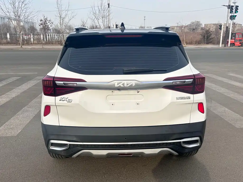Kia KX3 2022 — фото 4